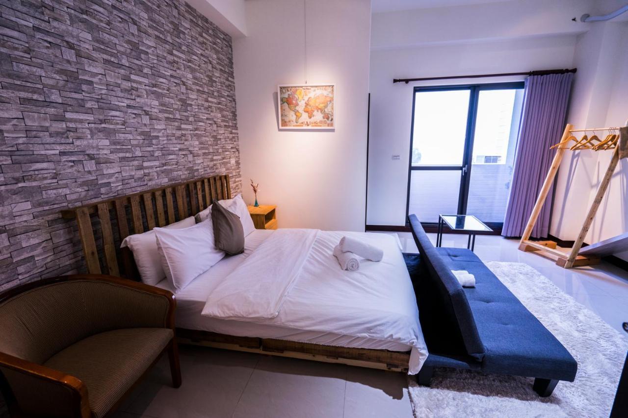 黑琵軼棧湖濱旅宿 K&B Happy Hostel Tainan Eksteriør bilde